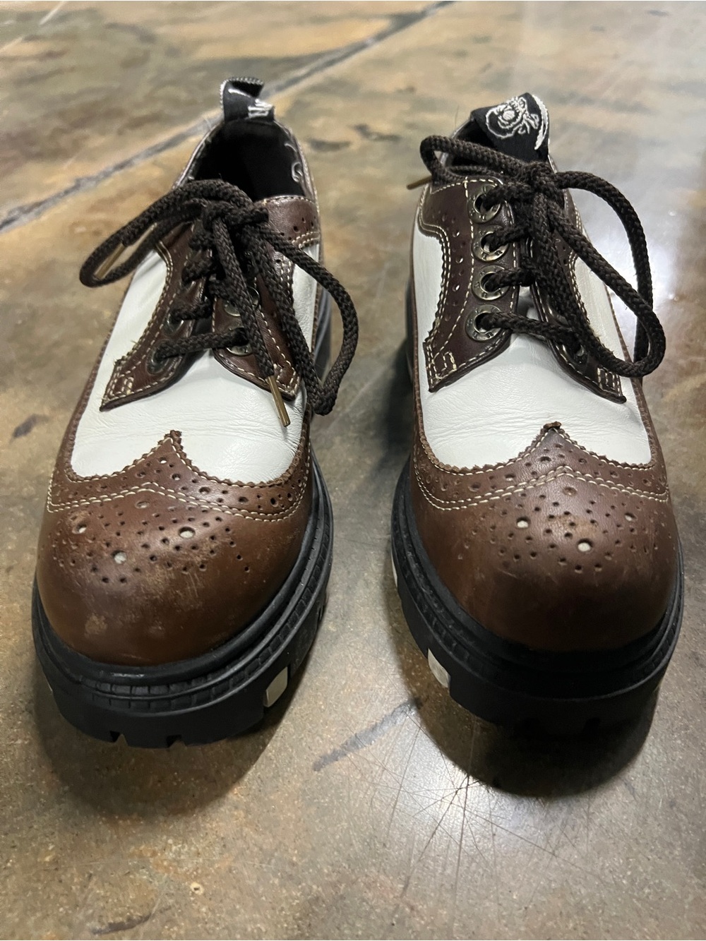 London Underground Vintage Y2K Windsor Creepers Brown and White Two-Tone Oxfords